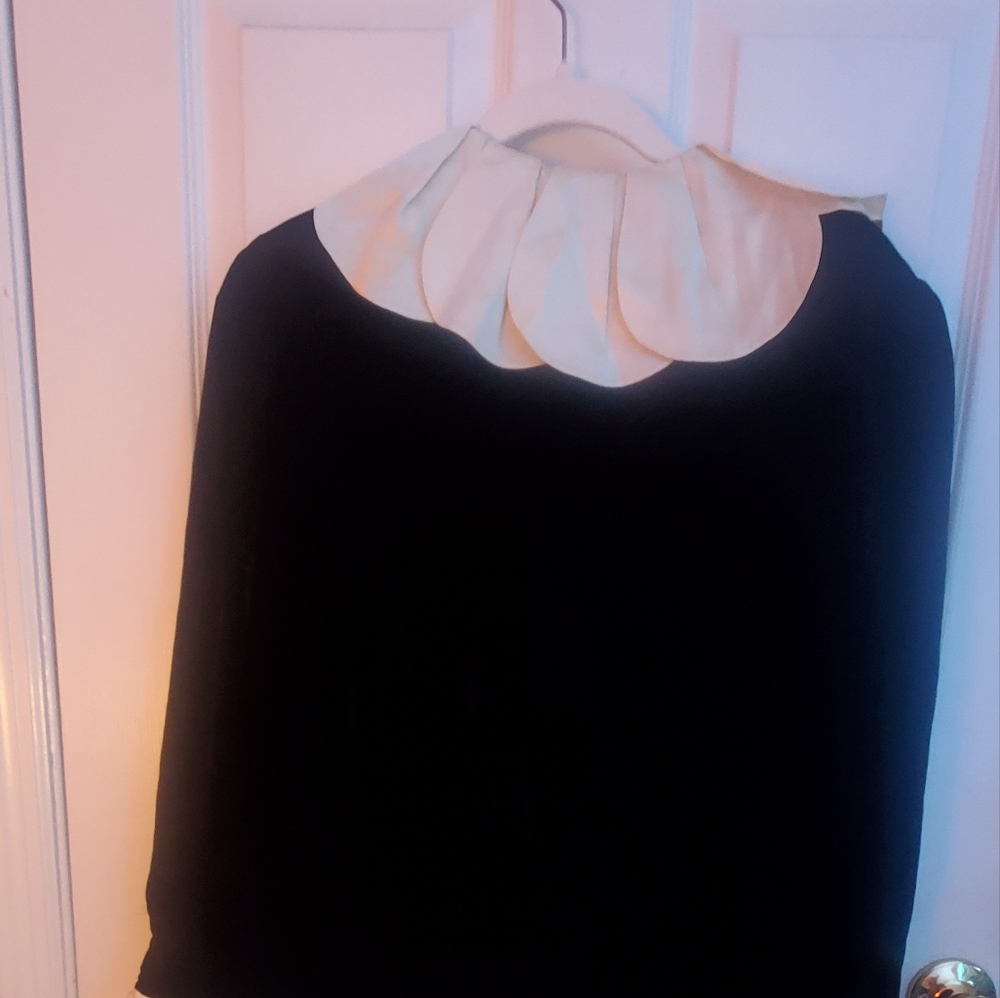 True Vintage Blouse goth Wednesday Adams black velvet and cream silk collar